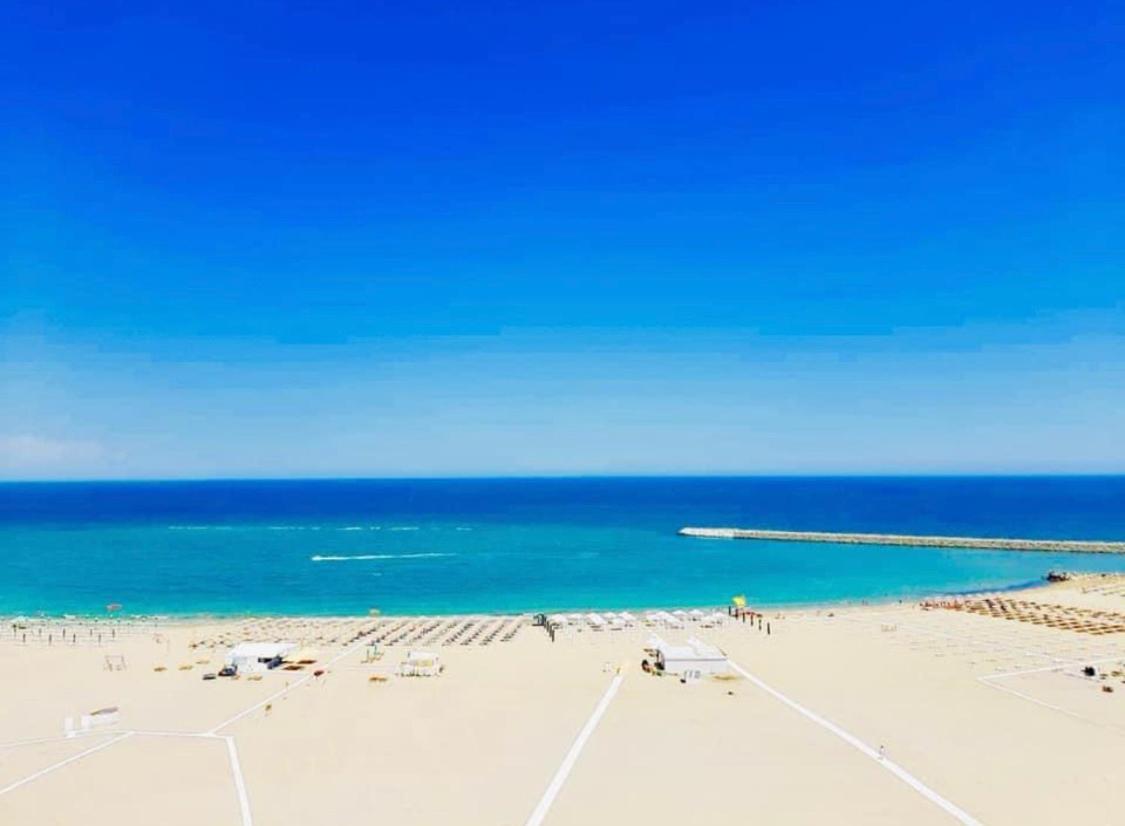 Catalina Summerland Apartaments Mamaia Nord Buitenkant foto