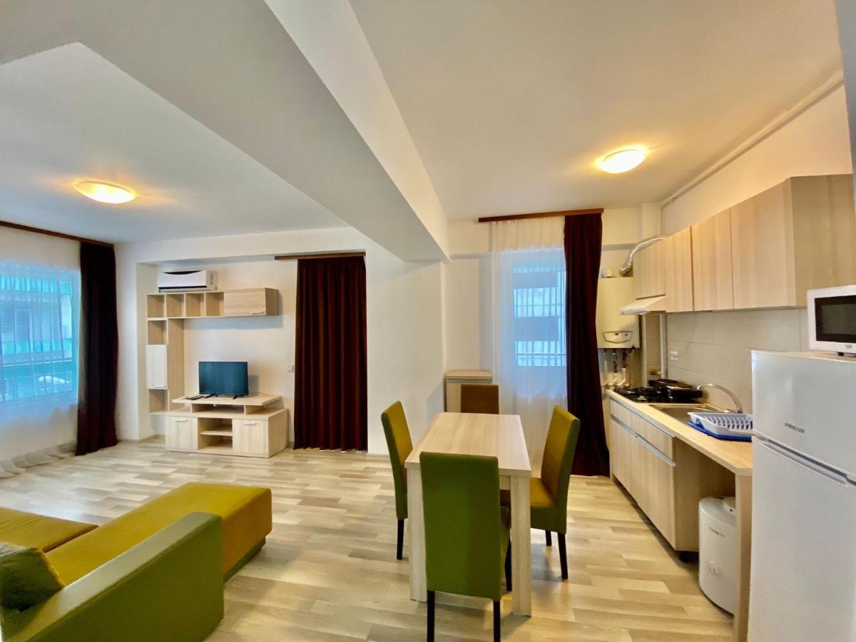 Catalina Summerland Apartaments Mamaia Nord Buitenkant foto