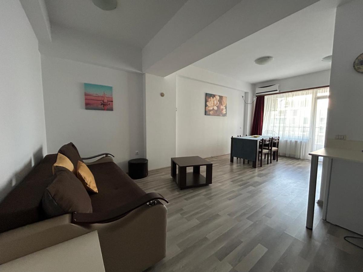 Catalina Summerland Apartaments Mamaia Nord Buitenkant foto