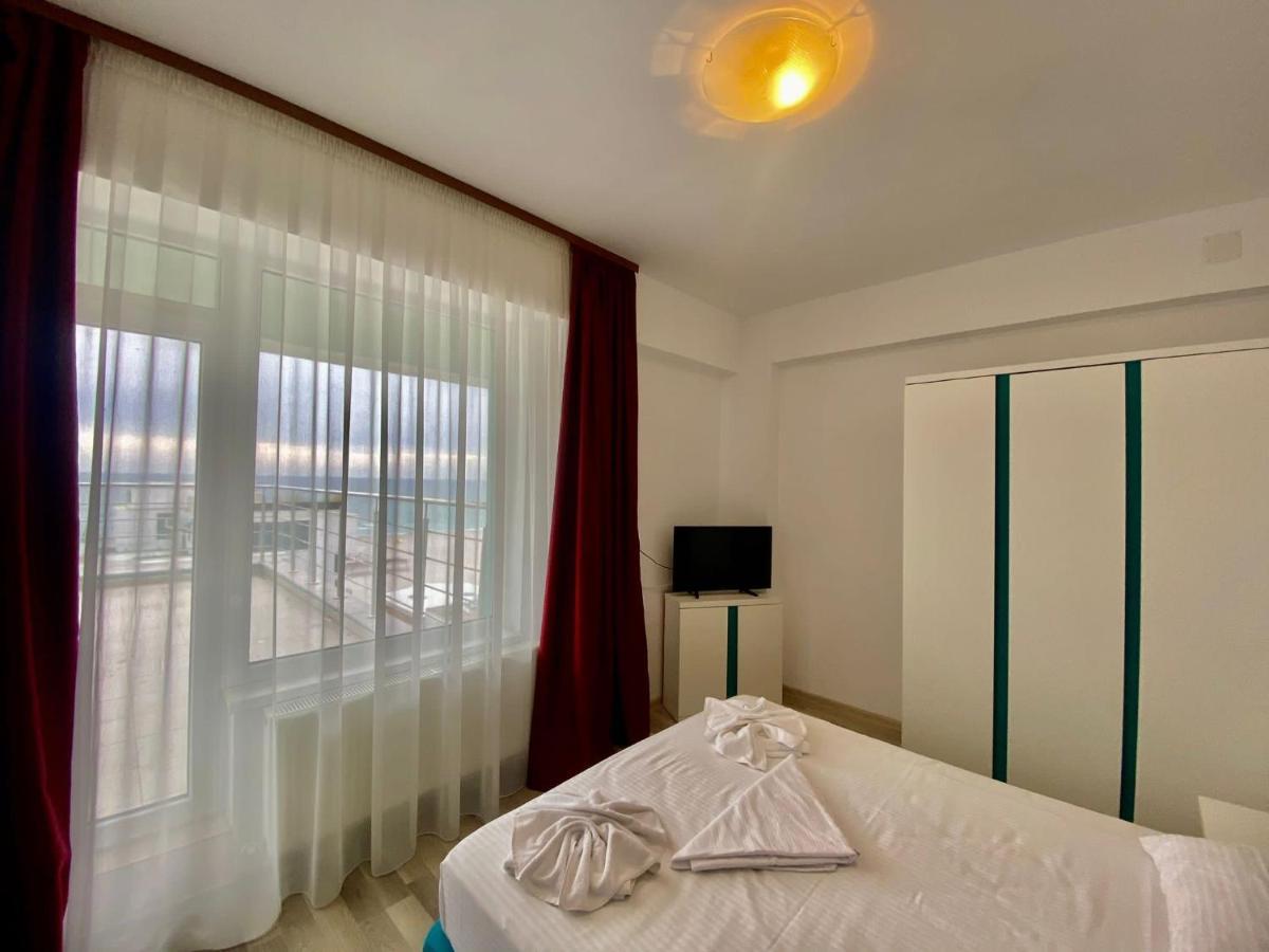 Catalina Summerland Apartaments Mamaia Nord Buitenkant foto