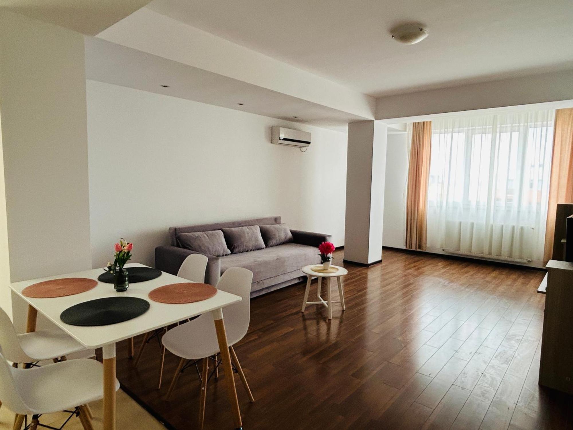 Catalina Summerland Apartaments Mamaia Nord Buitenkant foto