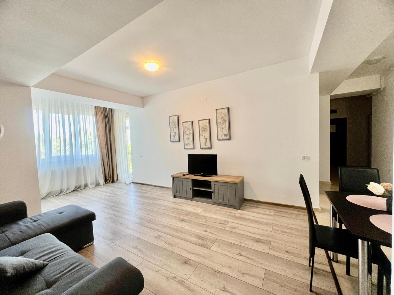 Catalina Summerland Apartaments Mamaia Nord Buitenkant foto